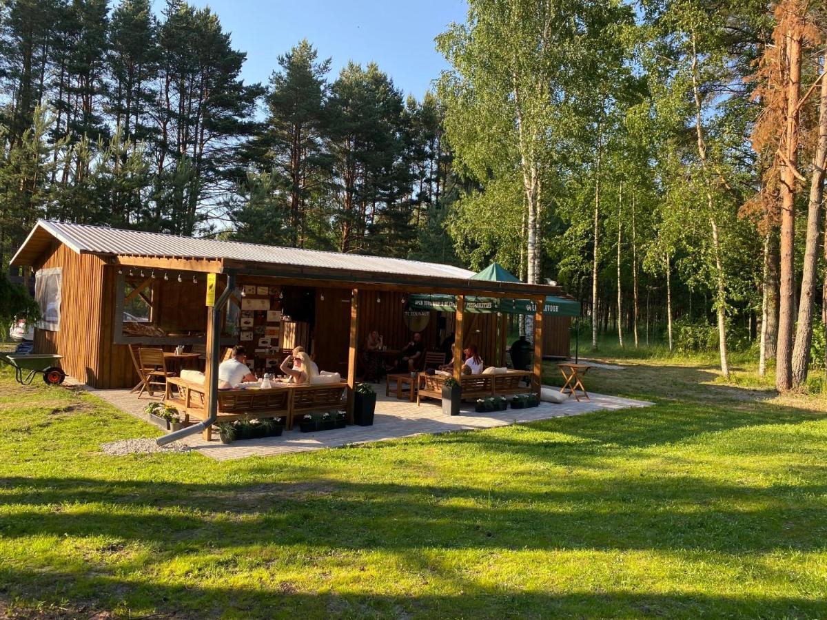 Metsaaeaere Accommodation Uulu Eksteriør bilde