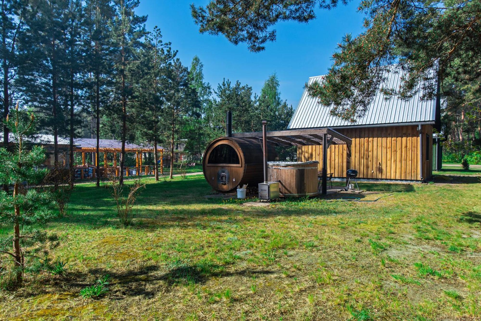 Metsaaeaere Accommodation Uulu Eksteriør bilde