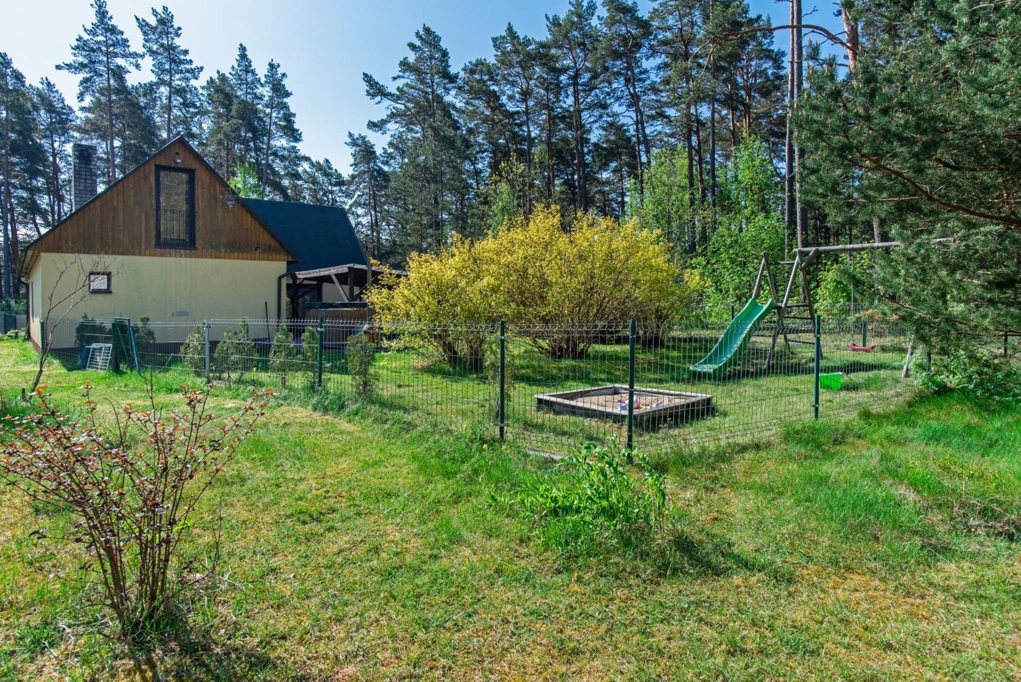 Metsaaeaere Accommodation Uulu Eksteriør bilde